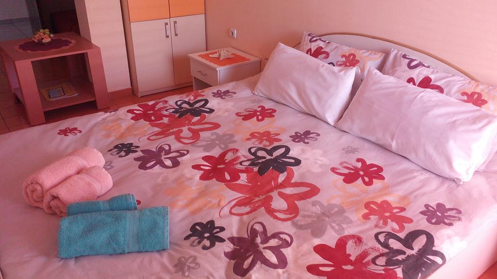 Karoski Apartments & Suites Ohrid Bagian luar foto